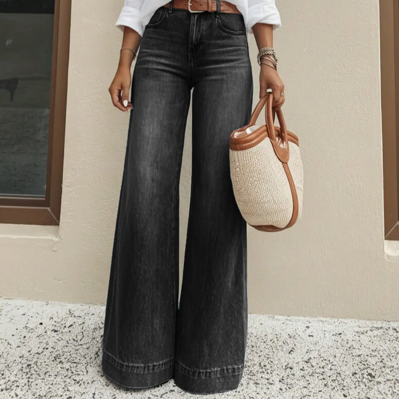 Women's Loose Fit Baggy Oversized Straight Leg Denim Jeans with Pockets